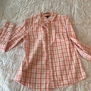 Peach Tommy Hilfiger blouse size small